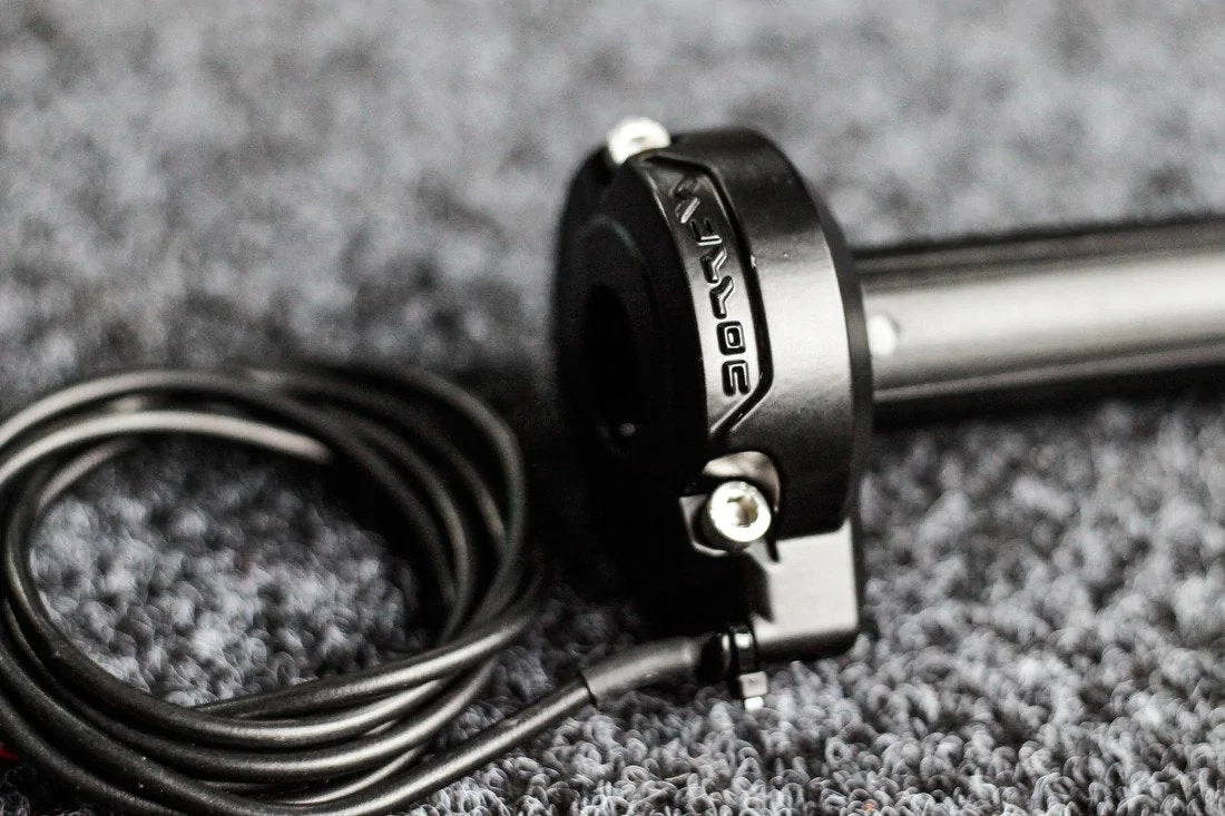 Dual Hall Sensor Throttle for Surron Light Bee X (2024 and earlier) - Image 6