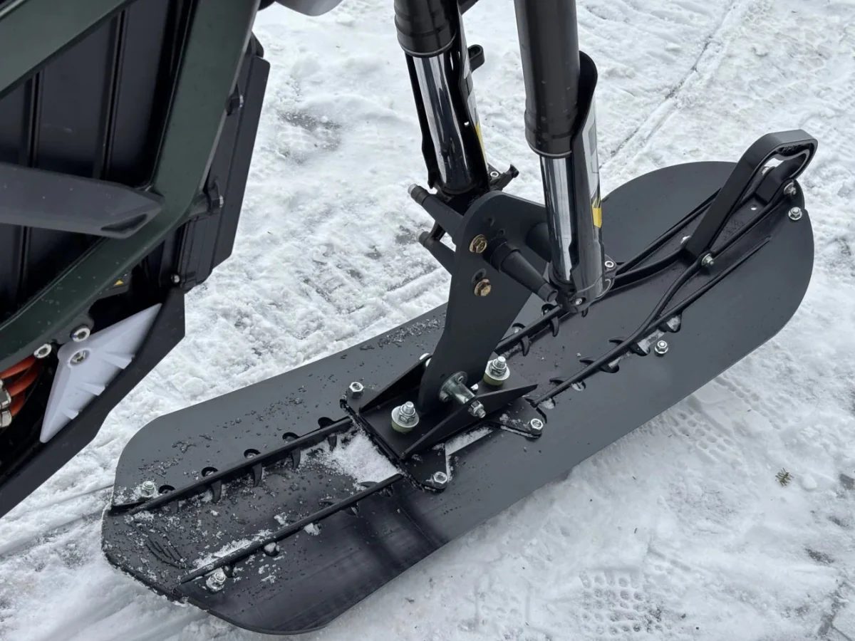 Ultra Bee Track N Go Snow Kit - Image 4